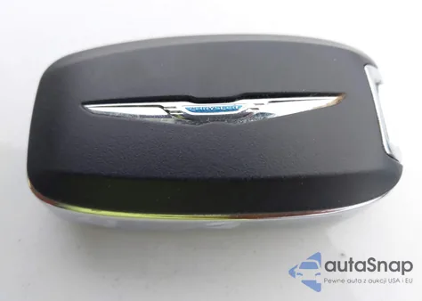 2017 Chrysler Pacifica Touring z USA, uszkodzony, nr VIN 2C4RC1DG1HR695523